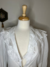 Load image into Gallery viewer, Vintage Cottagecore Lace Blouse