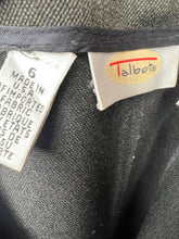 Load image into Gallery viewer, Vintage Talbots Cargo Skirt